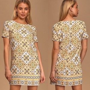 Lulus Dandy Lion Yellow Print Shift Dress, Small